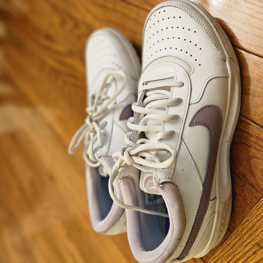 Nike White and Purple Sneakers Court Lite